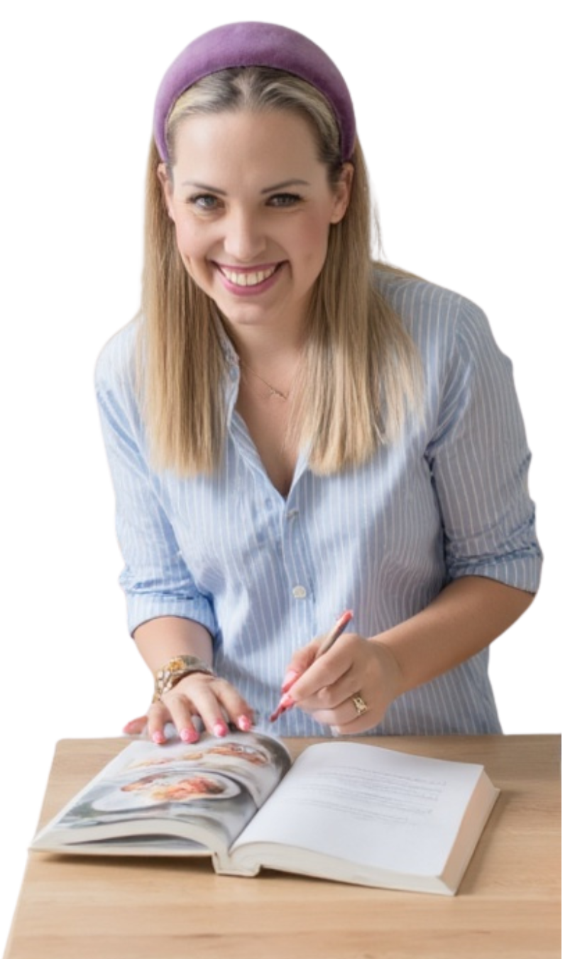 Kobieta wskazująca na książkę